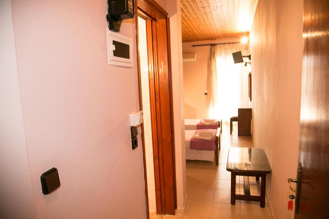 Petania Hotel & Apartments Lixouri Exterior foto