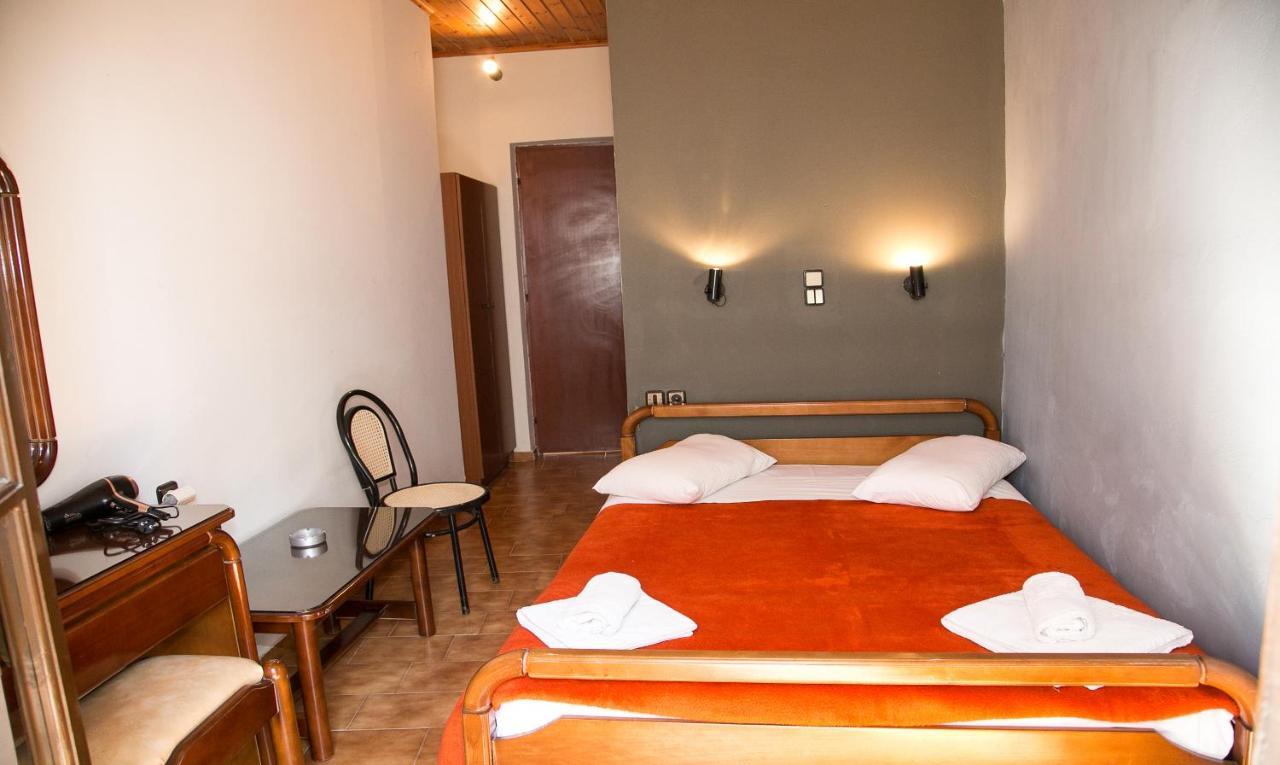 Petania Hotel & Apartments Lixouri Exterior foto